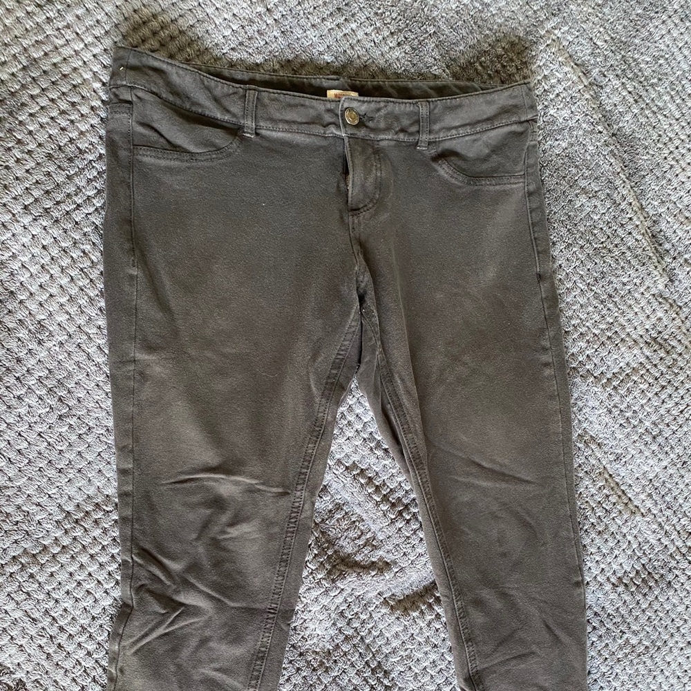 Light charcoal grey jeggings